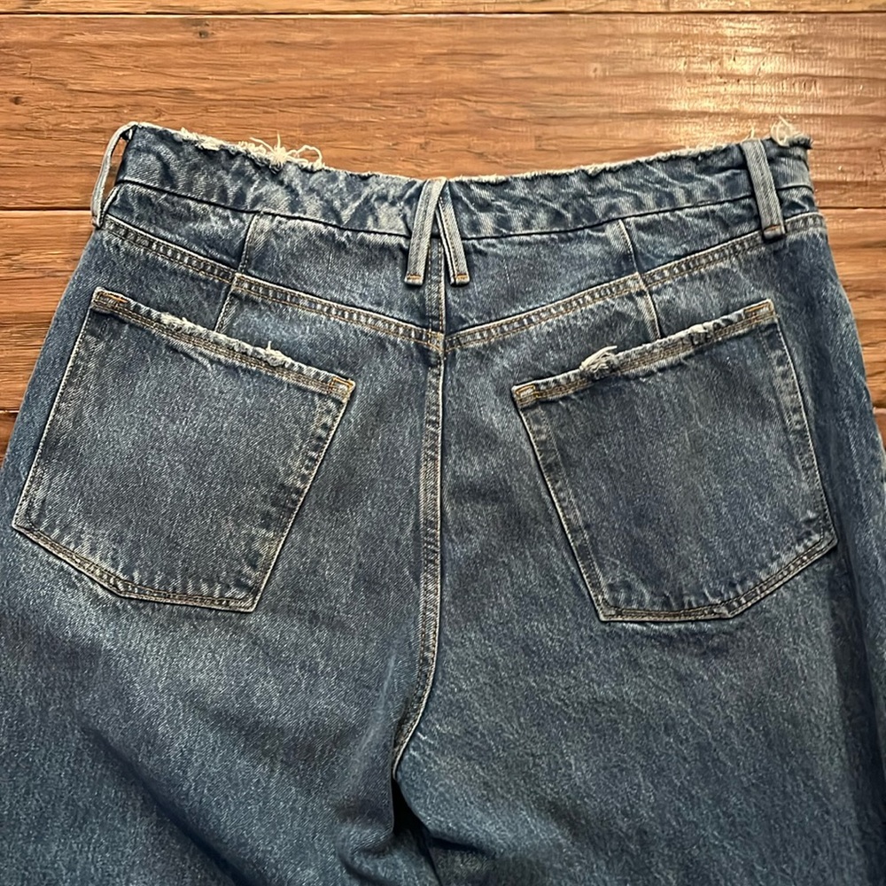 Good American Jeans - Picture 4 of 4